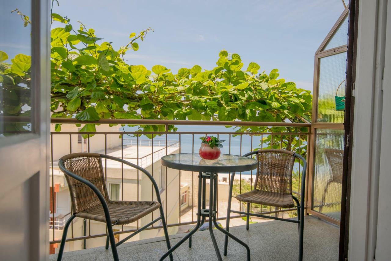 Apartments Amalia Подгора Экстерьер фото