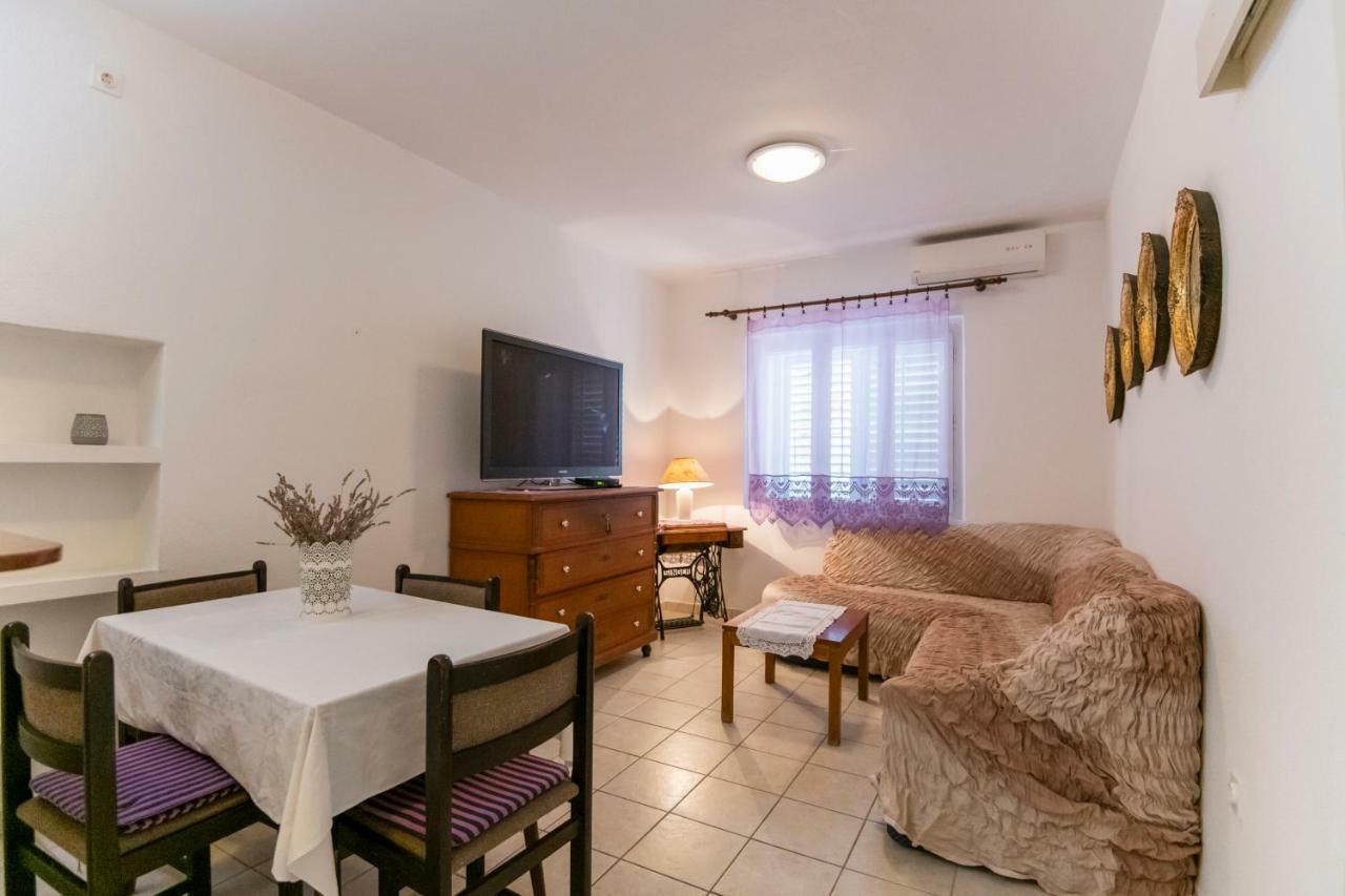 Apartments Amalia Подгора Экстерьер фото